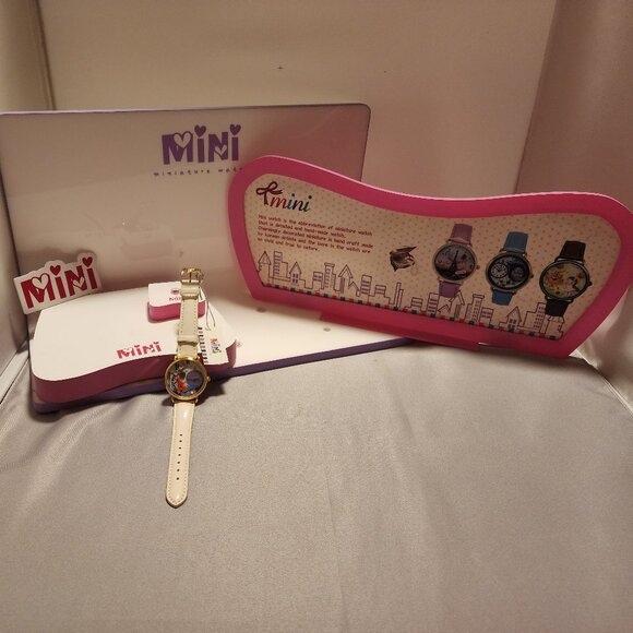 Mini Brand Handcrafted Watch - Paris Theme with Ivory Band - Picture 4 of 5